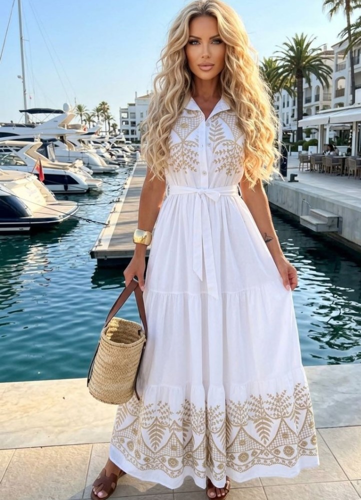 0282 Αμάνικο Μάξι Boho Φόρεμα με Χρυσό Κέντημα Λευκό